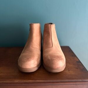 Sorel Evie Zip Leather Waterproof Booties Size 8.5